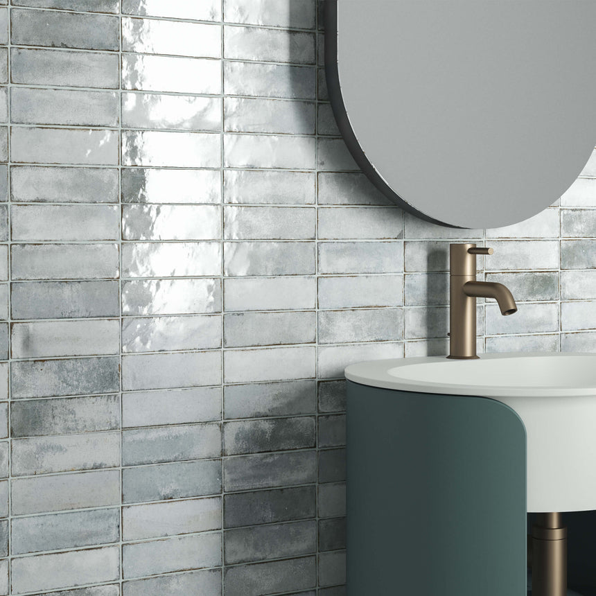 Piccolo 50x150 Gloss Mist Blue Subway Pressed