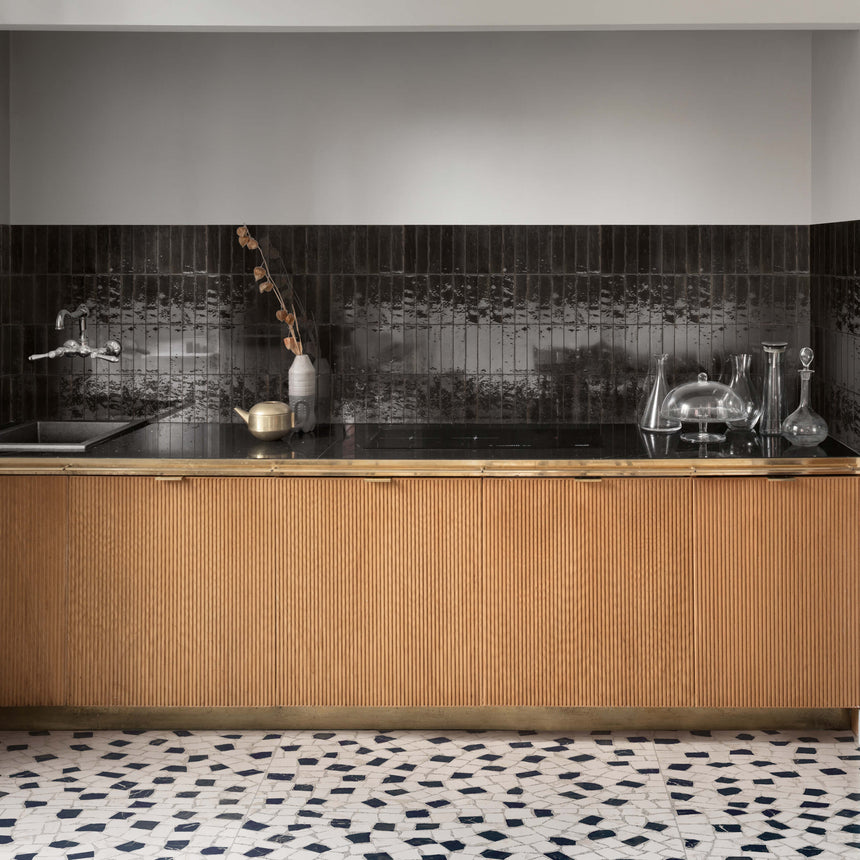 Lume 60x240 Gloss Black Subway Tilemall