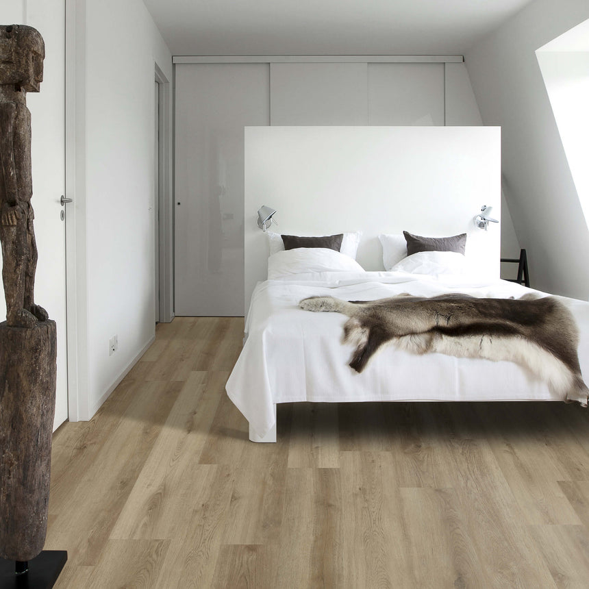 Lumiere Ultra HD Hybrid Plank 1524x230x7mm Sherwood Oak Hybrid Flooring Topdeck