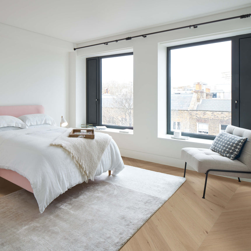 Cavallo Bianco Chevron Collection 780x125x14/3mm British Oak Natural Engineered Flooring Topdeck