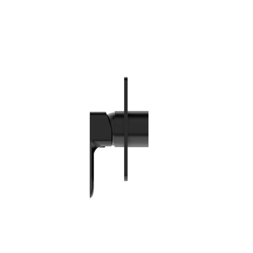 Close-up of Otti Oskar matte black shower mixer with extended lever control by Tilemall