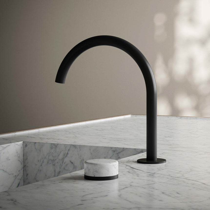 Nero Serenity Bath/Kitchen Arc Spout Matte Black Bath Spout Nero