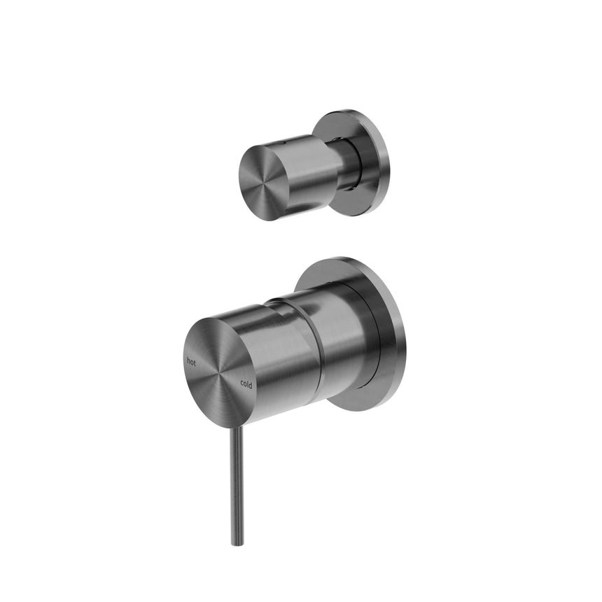 Nero Mecca Shower Mixer With Divertor Separate Back Plate Gun Metal Shower Nero