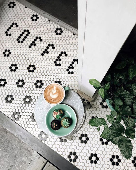 Porcelain-Mosaic-Hexagon-23_C3_9726-Matt-White_floor
