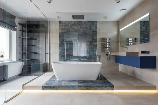 porcelain-tiles-used-in-luxury-bathroom