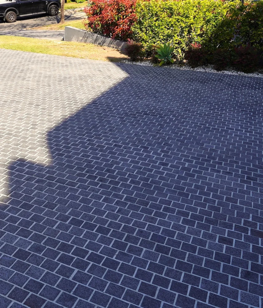 Raven Black Granite mesh-backed sheet layout by Tilemall