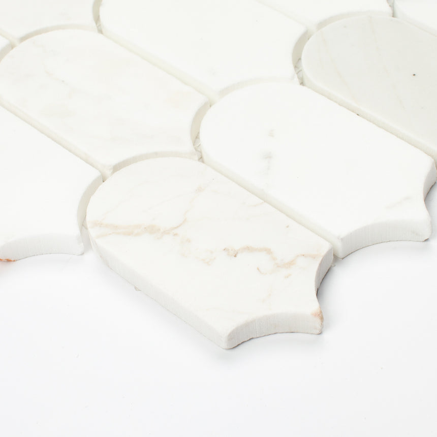 Marble Mosaic Feather 96x48mm Honed Calacatta Gold
