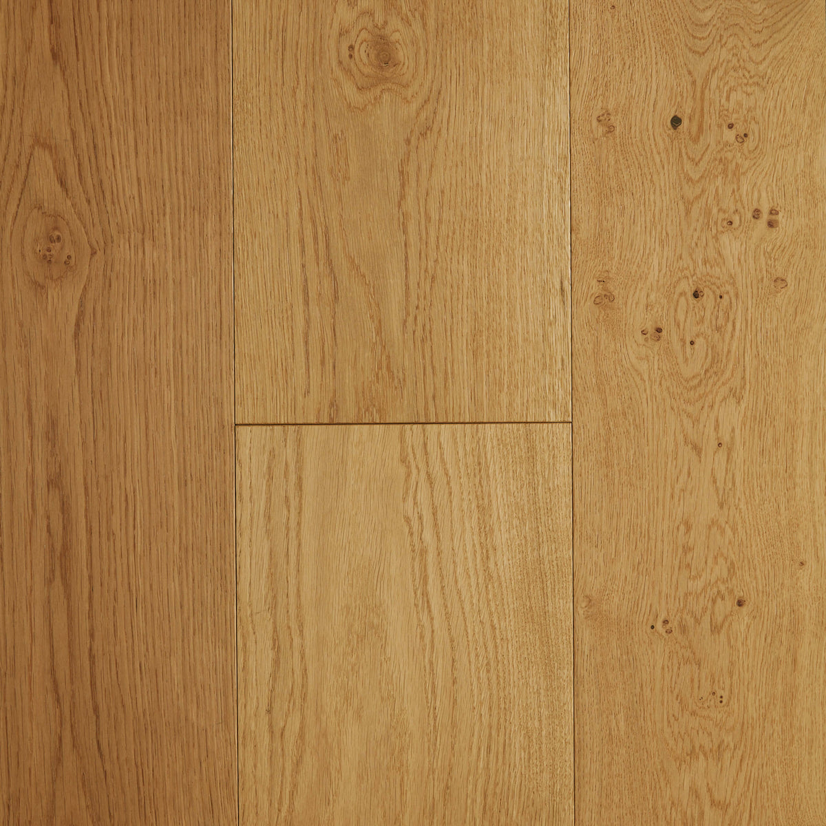 Chardonnay European Oak engineered flooring 2200x220mm with matte finish and natural knots by Tilemall