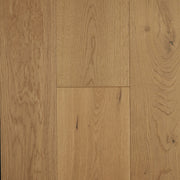 Champagne European Oak engineered flooring 2200x220mm planks with matte finish and natural grain by Tilemall