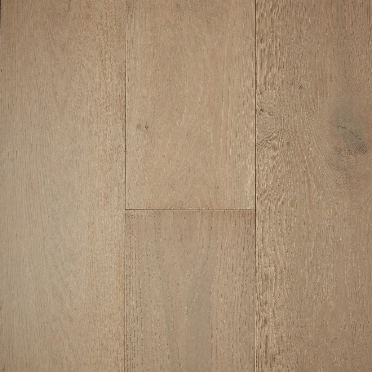 Vanilla European Oak engineered flooring 1900x190mm planks by Tilemall with matte finish and wood grain texture