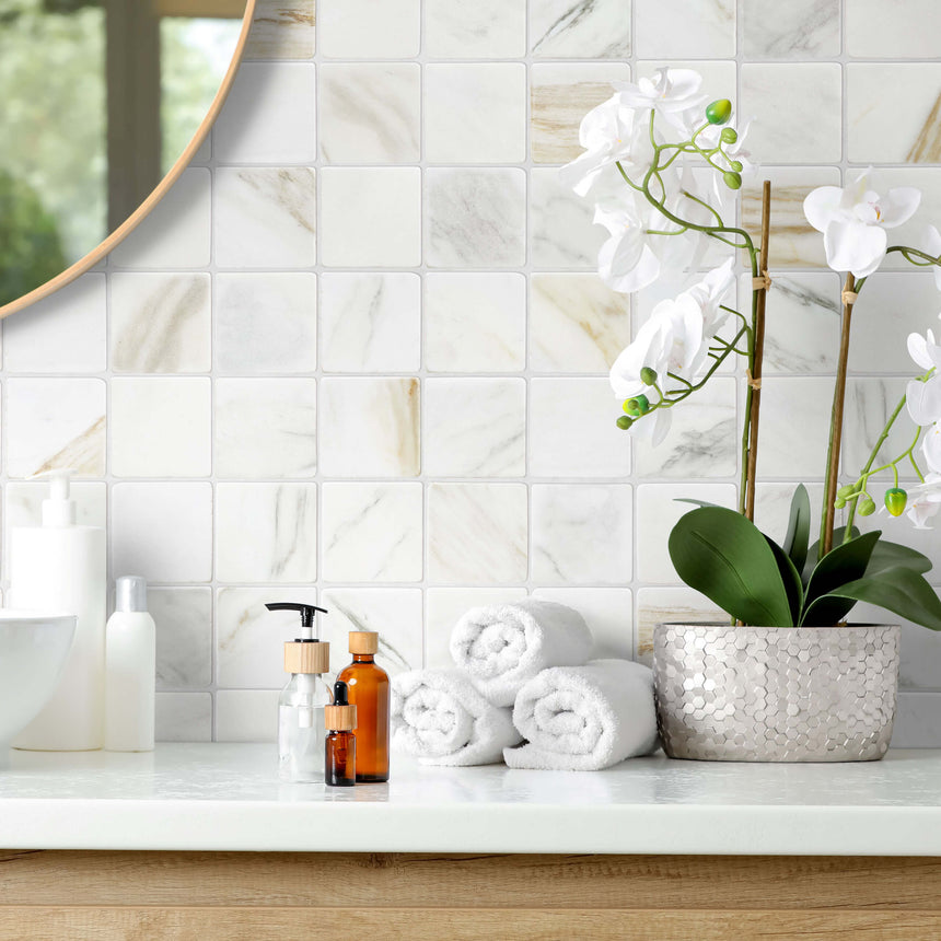Apollo 100x100 Tumbled Calacatta Gold