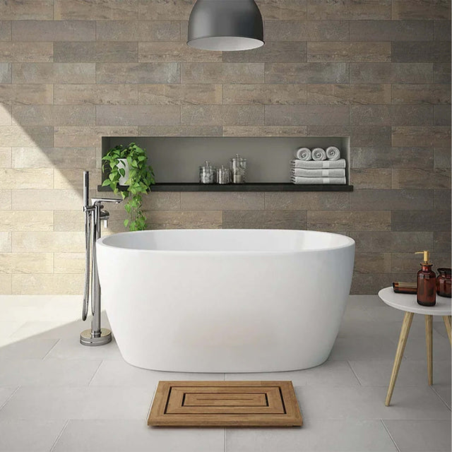 Lukka agena freestanding acrylic mini bath by Tilemall, gloss white 990mm, installed in modern bathroom