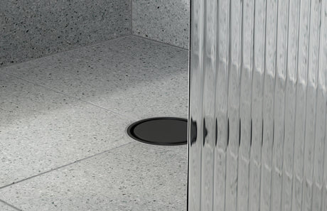 lifestyle_204-4004-10_204-4005-10_Phoenix_Point_Drain_Round_100mm_RGB