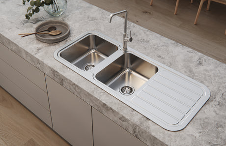 lifestyle_300-2111-50_125-7330-40_1000_Series_Sink_Ester_Sink_Mixer_RGB